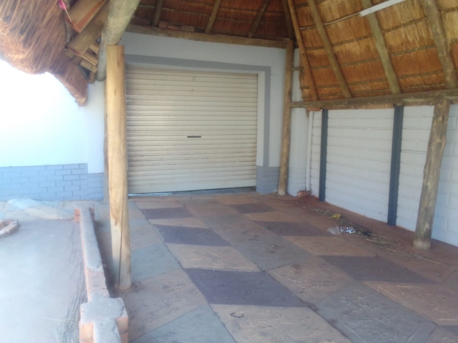 3 Bedroom Property for Sale in Tlhabane West North West